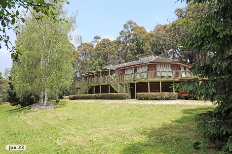 7 Greig Ct, Woodend, VIC 3442