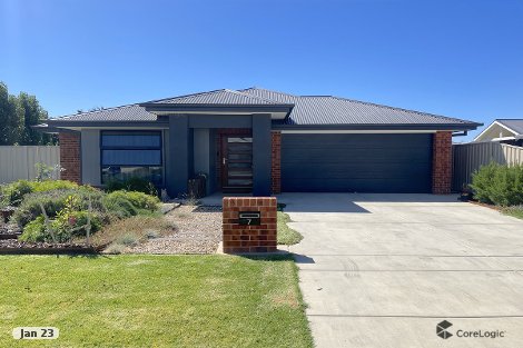 7 Wallaby St, Gobbagombalin, NSW 2650