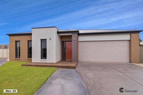 11 Bullock St, Eaglehawk, VIC 3556