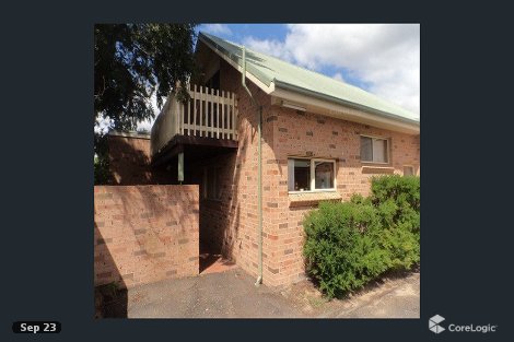 1/5 Fenwick Cres, Goulburn, NSW 2580