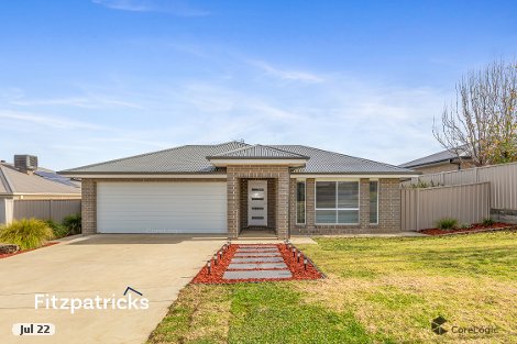 5 Gibson St, Boorooma, NSW 2650