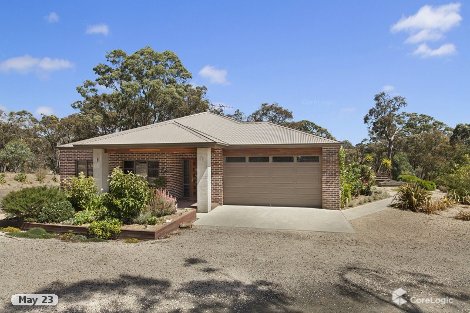 12 Sir Leo Curtis Dr, Wandong, VIC 3758