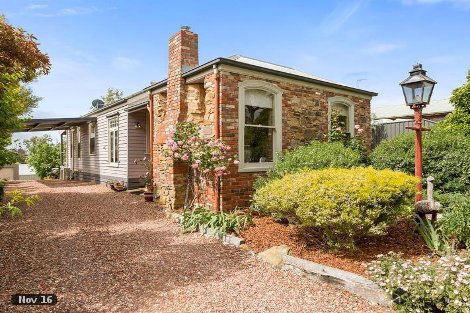 264 Carpenter St S, Spring Gully, VIC 3550