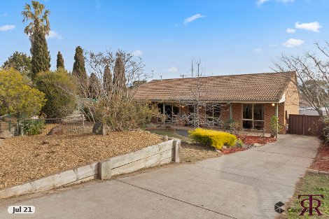 10 Wedgwood Cl, Chisholm, ACT 2905