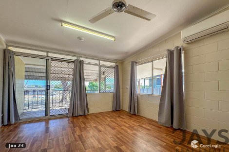 2/29 Hinkler Cres, Sunset, QLD 4825