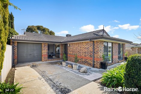 13 Trinity Rd, Morphett Vale, SA 5162