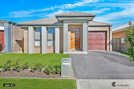8 Kingsdale Ave, Catherine Field, NSW 2557