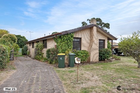 6 Winsam Gr, Wendouree, VIC 3355