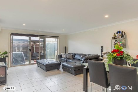 34 John Crawford Cres, Casey, ACT 2913