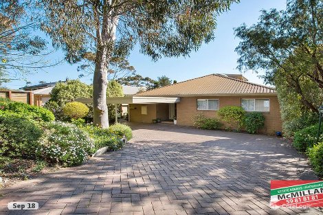 32 Cairn Rd, Mccrae, VIC 3938