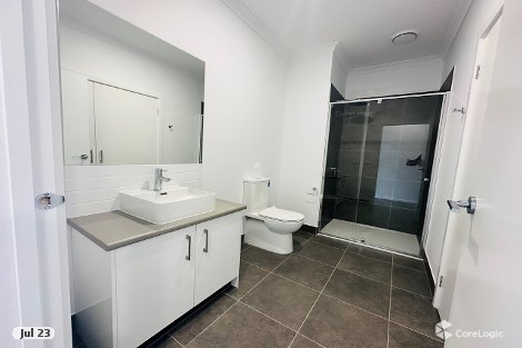 21 Tanzanite Ct, Berwick, VIC 3806