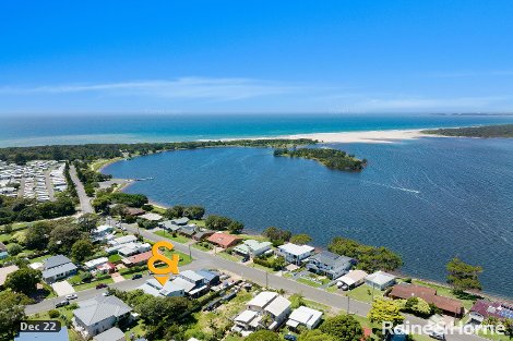 37 Bolt St, Shoalhaven Heads, NSW 2535