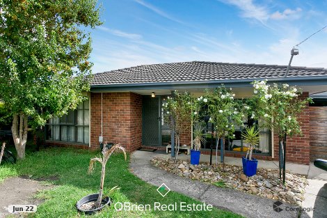 4 Waralong Ct, Langwarrin, VIC 3910