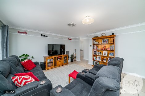 66 Jack Ave, Mount Austin, NSW 2650