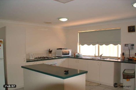 10 Burbanks Elb, Wanneroo, WA 6065