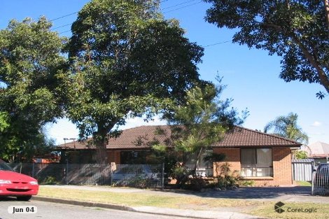 4 Conmurra Cct, Shortland, NSW 2307