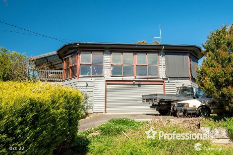 34 Alpine Bvd, Launching Place, VIC 3139