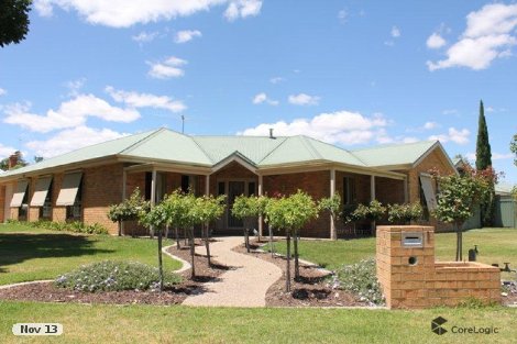 1 Hall Ct, Howlong, NSW 2643