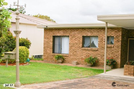 15 Bent St, Fingal Bay, NSW 2315