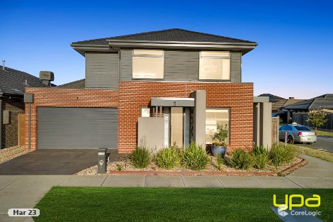 1 Bazadaise Dr, Clyde North, VIC 3978