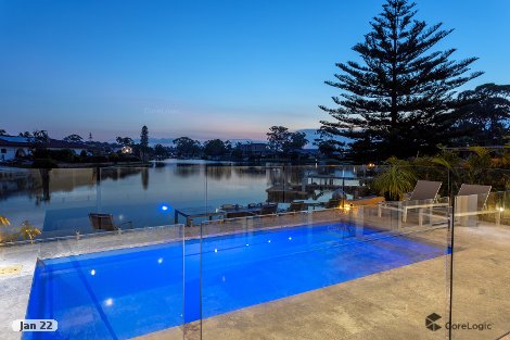 60 Taree St, Tuncurry, NSW 2428