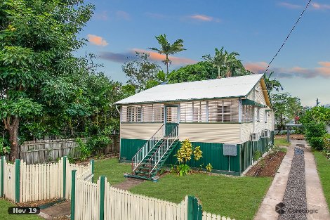 4 Surrey St, Hyde Park, QLD 4812