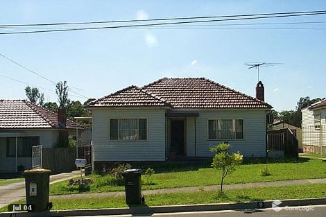 9 Clucas Rd, Regents Park, NSW 2143