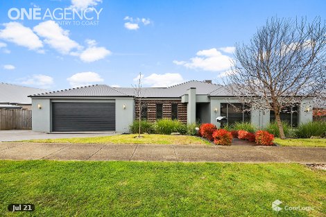 7 Sloane Sq, Drouin, VIC 3818