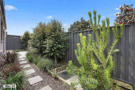 1b Wilkins Cl, Corio, VIC 3214