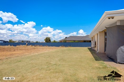 4 Hatch Pl, Utakarra, WA 6530