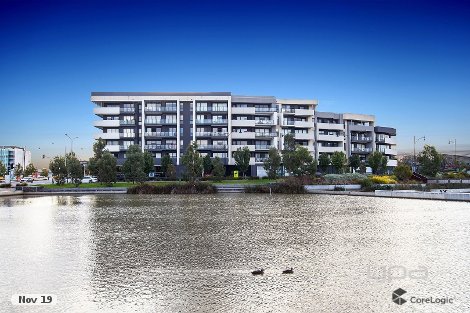 150/73 Lake St, Caroline Springs, VIC 3023