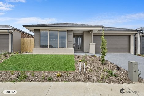 121 Rossiter Rtt, Cranbourne North, VIC 3977