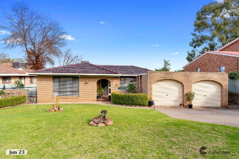 28 Amsterdam Cres, Tolland, NSW 2650