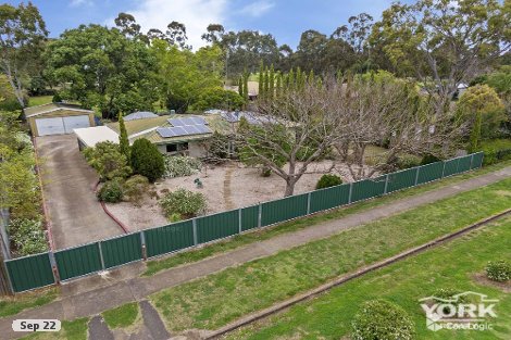 39 Eton St, Cambooya, QLD 4358