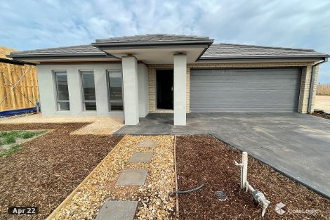 52 Lynwood Dr, Thornhill Park, VIC 3335