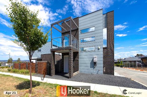 1 Edna Thompson Cres, Casey, ACT 2913