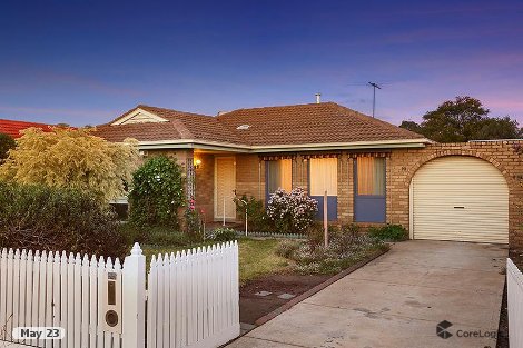 90 Station Rd, Melton South, VIC 3338