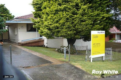 15 Lake Heights Rd, Lake Heights, NSW 2502