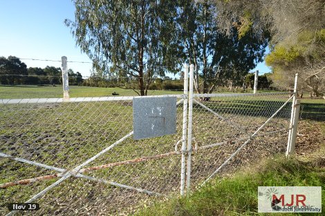 23 King Rd, Oakford, WA 6121