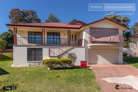 10 Jillabenan Cl, Tumut, NSW 2720