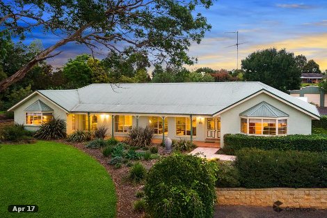 21 Willoughby Cct, Grasmere, NSW 2570