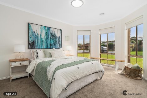 18 Capri Ct, Pakenham, VIC 3810