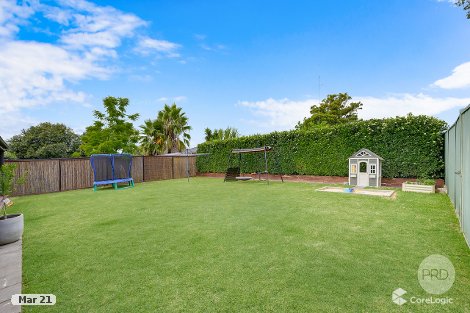 18 Blackford Cres, South Penrith, NSW 2750