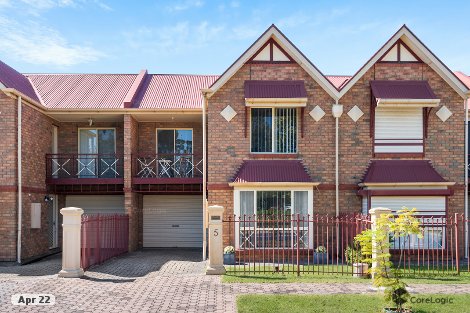 5 St Michaels Cct, Oakden, SA 5086