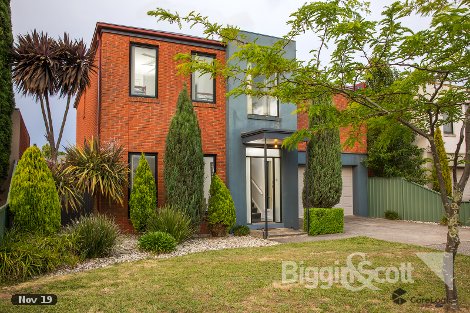 10 Ayrvale Ave, Lake Gardens, VIC 3355