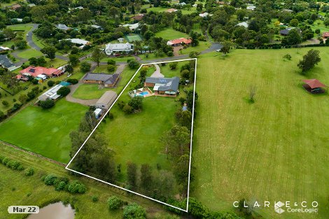 11 Malia Cres, Windella, NSW 2320