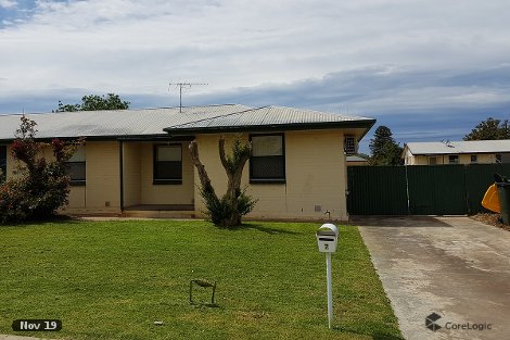 7 Moulds Cres, Smithfield, SA 5114