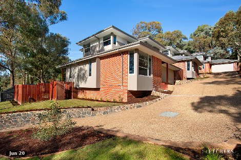 2-3/91 Karingal Dr, Briar Hill, VIC 3088