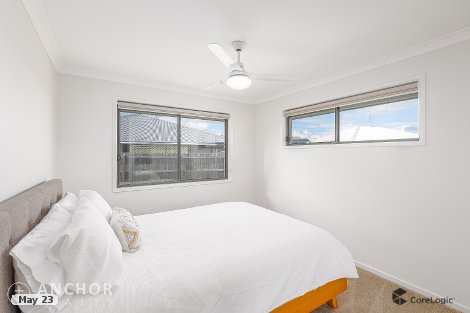 2 Cambridge Cct, Southside, QLD 4570