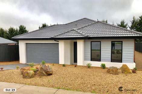 8 Armstrong Ct, Kyneton, VIC 3444